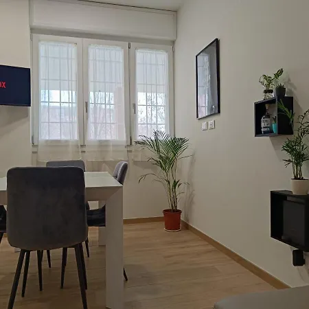 Apartamento La Casa Di Luca-fiera E Stazione-private Parking Bolonia