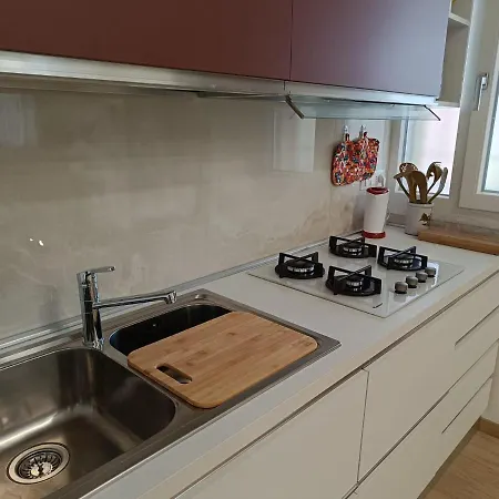 La Casa Di Luca-fiera E Stazione-private Parking Apartamento