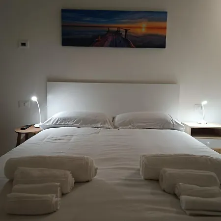 La Casa Di Luca-fiera E Stazione-private Parking * Bolonia
